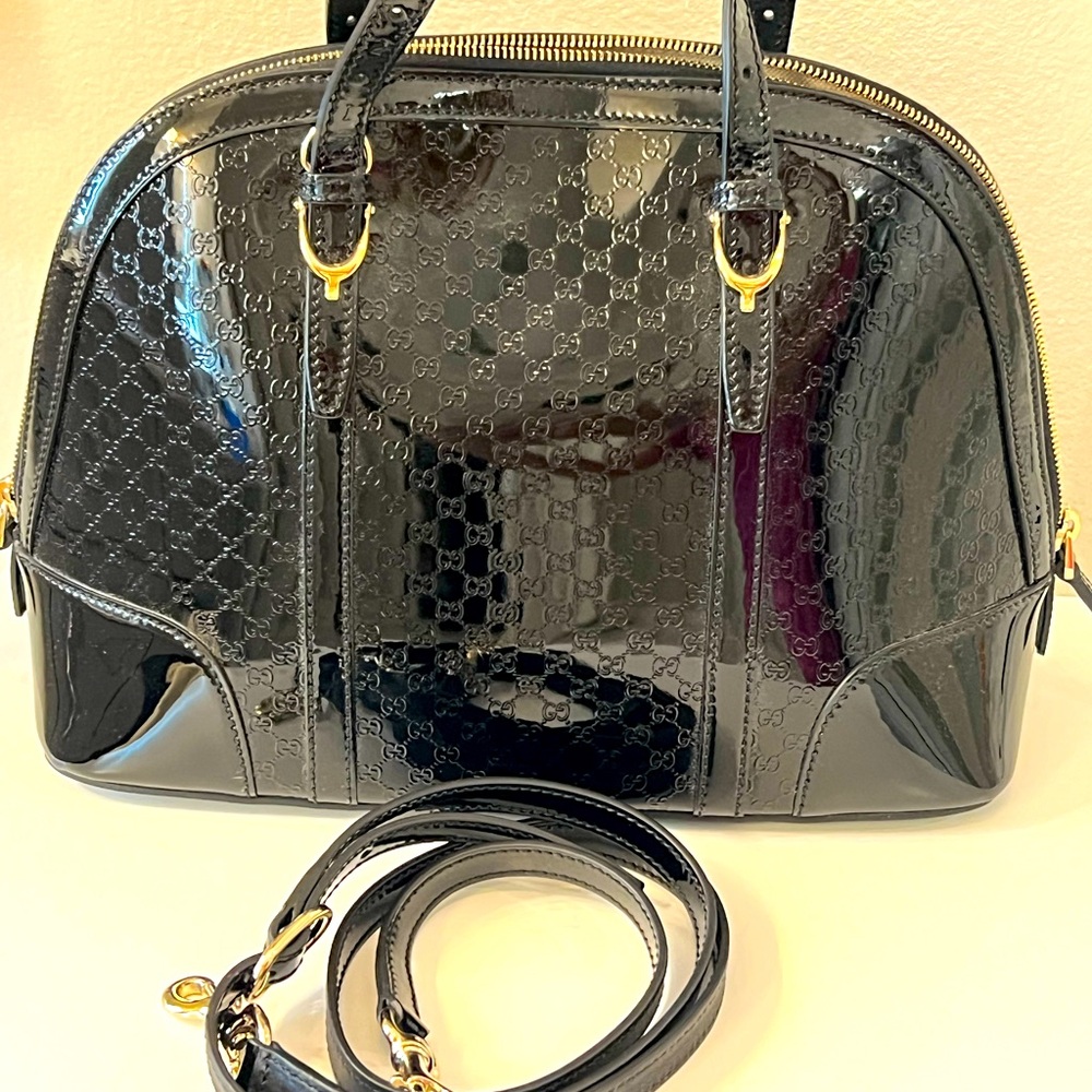 Gucci black patent leather purse